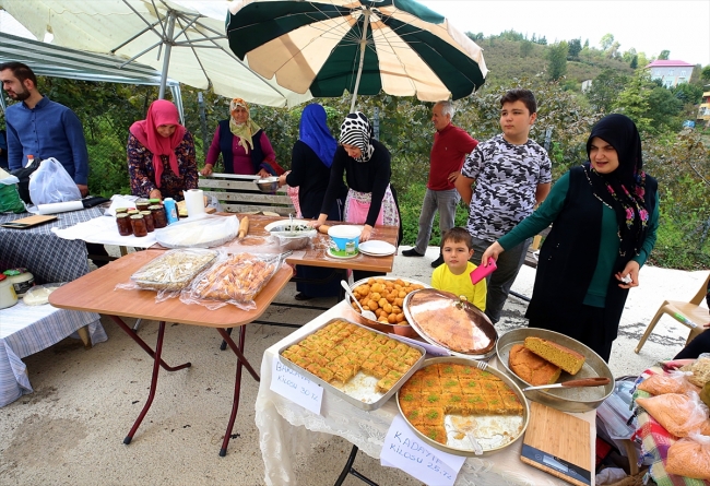 Trabzon'da üretime teşvik için "yöresel ürünler pazarı" kuruldu